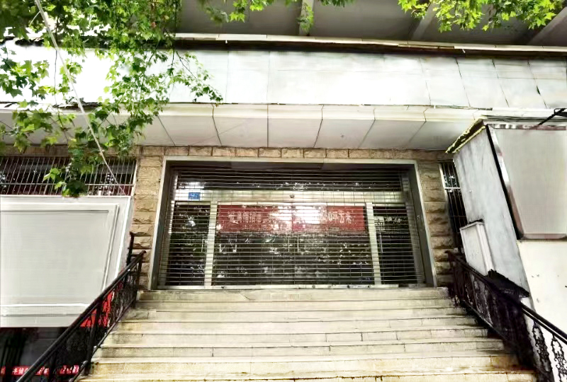 解放南路戲馬臺(tái)綜合樓1-2層旺鋪招租